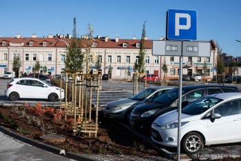 Na parkingu jest teraz w sumie około 200 miejsc.