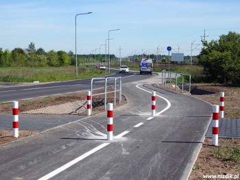 Połączenie z dawniej powstałą drogą rowerową.