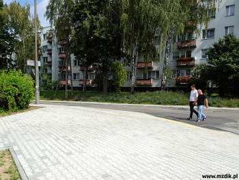 Wyremontowany chodnik przy ulicy Kosowskiej.