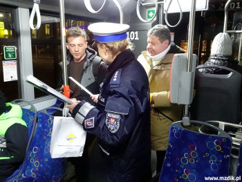 Akcja odbywała się w kilku autobusach miejskich.