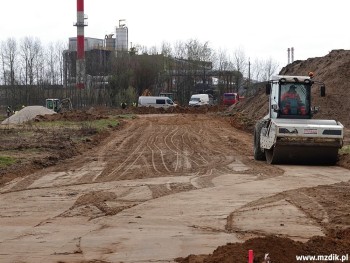 Roboty przy wylocie trasy do ulicy Energetyków.