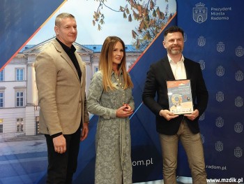 Podziękowania również dla MCSW Elektrownia.