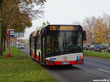 Specjalna linia C15 w dniu Wszystkich Świętych.