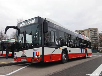Autobus Solaris Urbino 12 na pętli Os. Michałów.