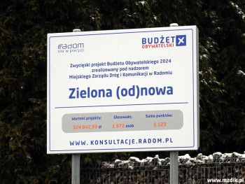 Tablica informacyjna o zrealizowanym zadaniu.