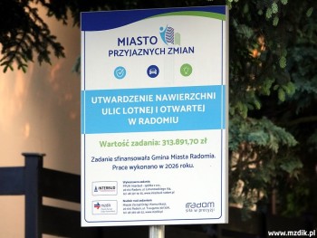 Tablica informacyjna o zakończonej inwestycji.