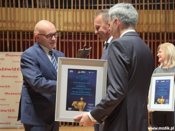 Nagrodę odebrał Piotr Szałas, dyrektor MZDiK.