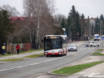 Autobusy linii 8 kursują już swoją stałą trasą.