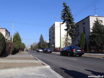 Wyremontowana ulica Okrzei na Dzierzkowie.