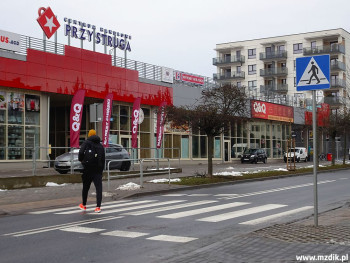 Nowe przejście dla pieszych przez Zbrowskiego.
