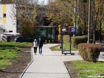 Wyremontowany chodnik przy odcinku ulicy PCK.