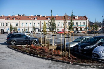 Parking przy Bernardyńskiej tuż po przebudowie.