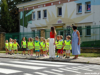 Wyniesione przejście dla pieszych na Kalińskiej.