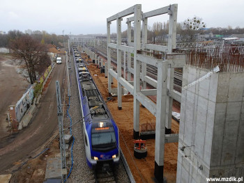 Budowa peronu przystanku PKP Radom Wschodni.