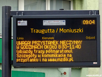 Komunikat dla pasażerów na wyświetlaczu SDIP.