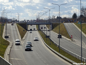 Wiadukt na Lubelskiej nad aleją Wojska Polskiego.