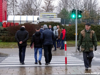 Sygnalizacja na przejściu przez Czarnieckiego.