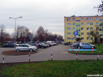 Nowe parkingi obok bloków przy Maratońskiej.