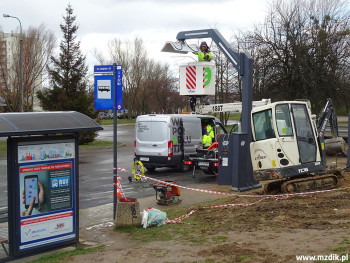 Montaż ładowarki dla autobusów elektrycznych.