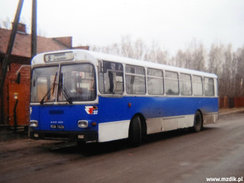 Autobus prywatnego operatora ITS na linii 5.