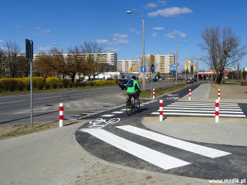 Droga rowerowa przy Jana Pawła II na Ustroniu.