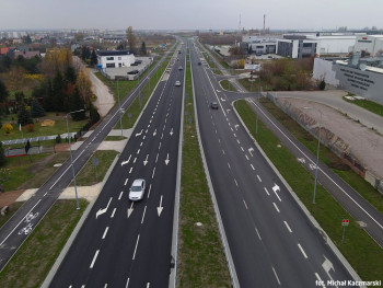 Widok z drona na odcinek ulicy Żółkiewskiego.